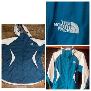 The North Face Women's size medium hyvent Jacket in Blue and Cream
